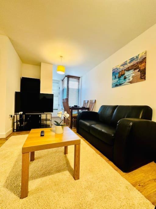 Apartamento Stylish 2mins From Major Station